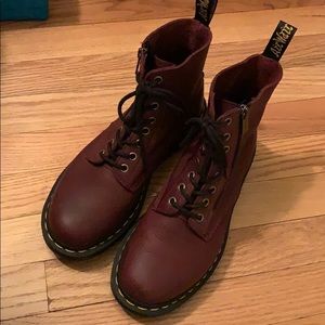Dr. Martens 1460 zip grizzly in cherry
